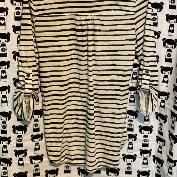 Black and White Striped Button Down Eyelash Couture Size Small Good Condition - Picture 2 of 2